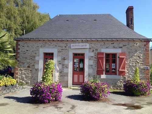 Photo Camping MÉnil Camping municipal**