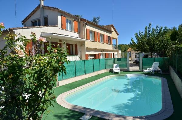 Photo Meubl Lzan Aux portes d'anduze, gites a le... 