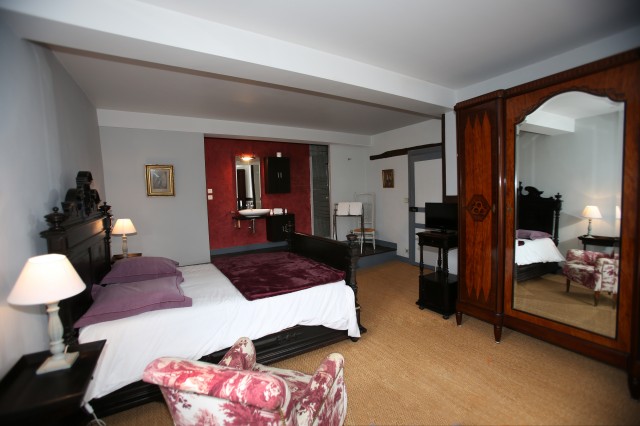 Le mas chambres et table d'hotes