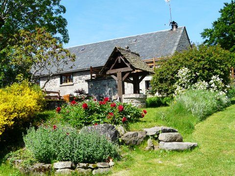 Photo Bed and breakfast Laveissiere Grange de la bastide