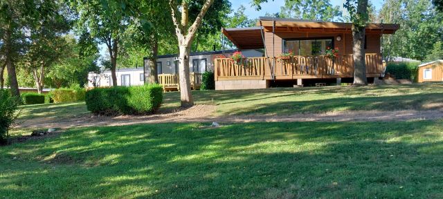 Camping les lots de st val